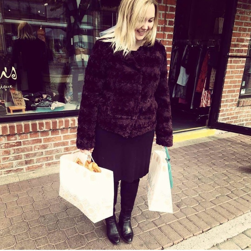 Meet your Posher, Samantha